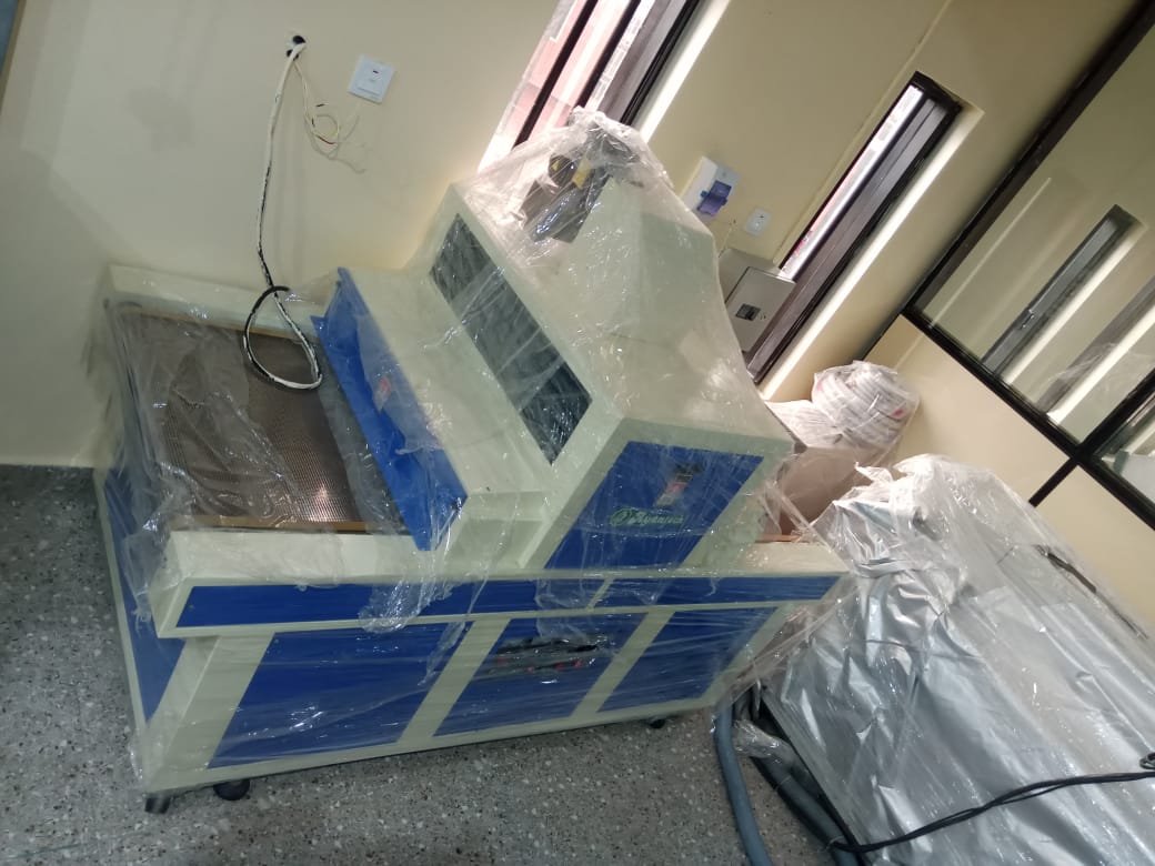 spot lamination machine